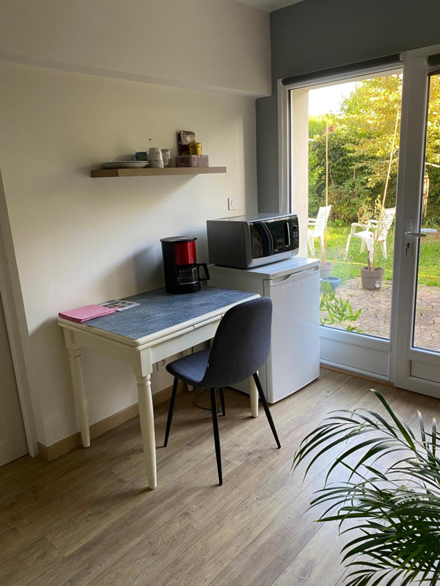 Chambre En Duplex, Entree Autonome, Sdb Privative Taverny Dış mekan fotoğraf